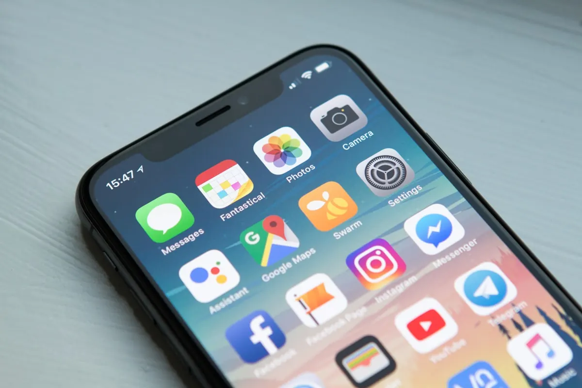 Seguro Celular vs Garantia Estendida 2026: Qual Cobre Mais?